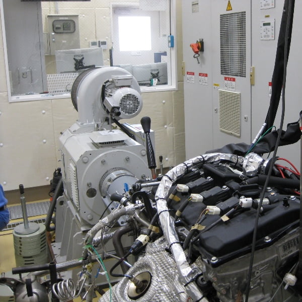 エンジン，触媒，DPF，GPFなどの試験に使用されるエンジンベンチ
